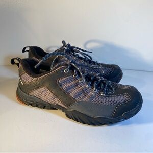 Shimano Peddling MT33 MTB Cycling Shoes
Size 40 EU / 7.6